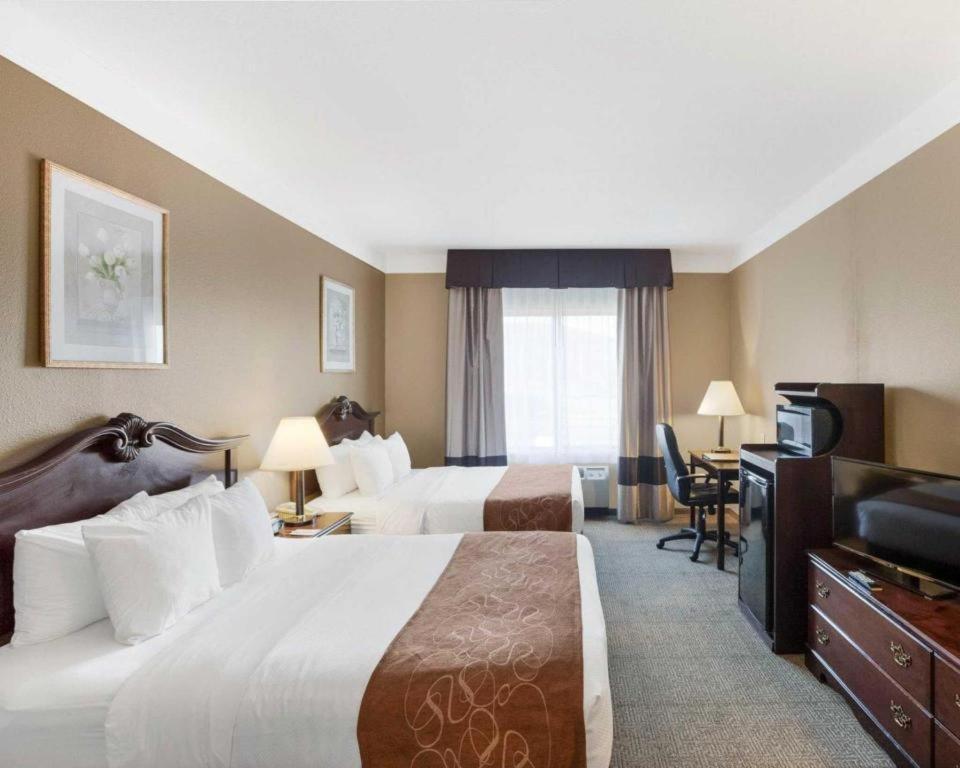 Comfort Suites Plainview Extérieur photo