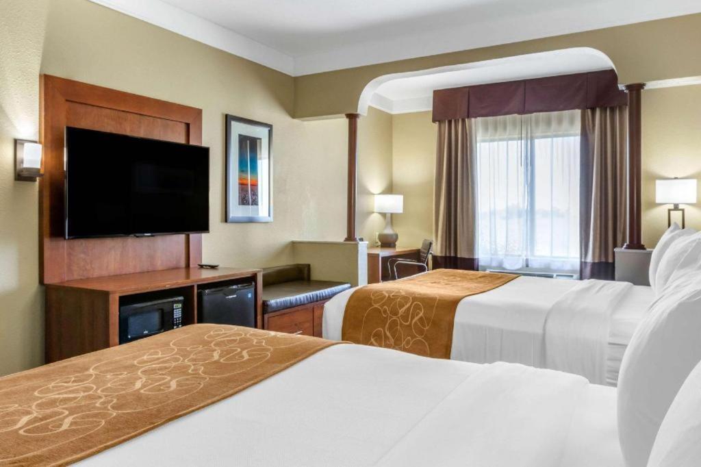 Comfort Suites Plainview Extérieur photo