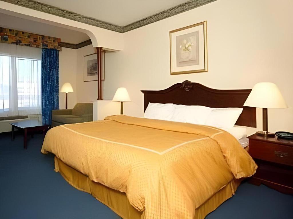 Comfort Suites Plainview Extérieur photo