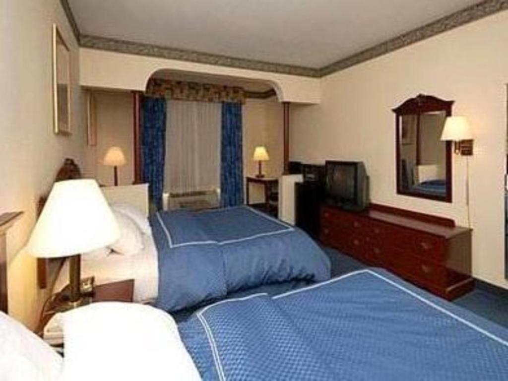 Comfort Suites Plainview Extérieur photo