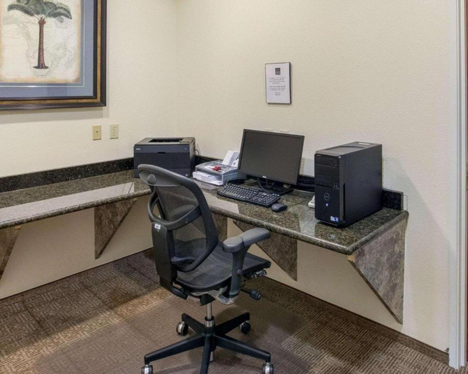 Comfort Suites Plainview Extérieur photo