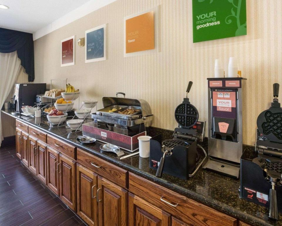 Comfort Suites Plainview Extérieur photo