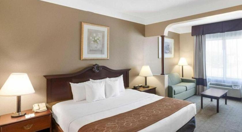 Comfort Suites Plainview Extérieur photo