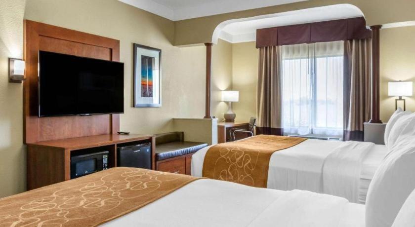 Comfort Suites Plainview Extérieur photo