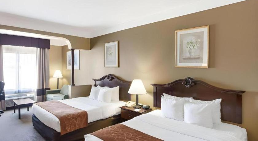 Comfort Suites Plainview Extérieur photo