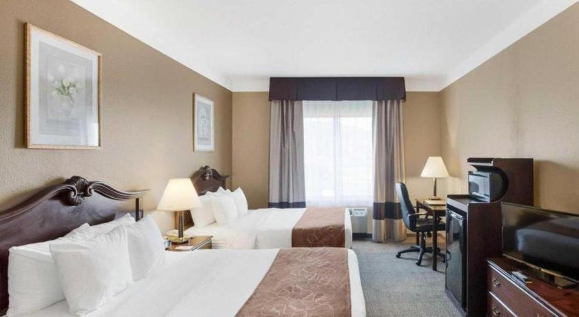 Comfort Suites Plainview Extérieur photo
